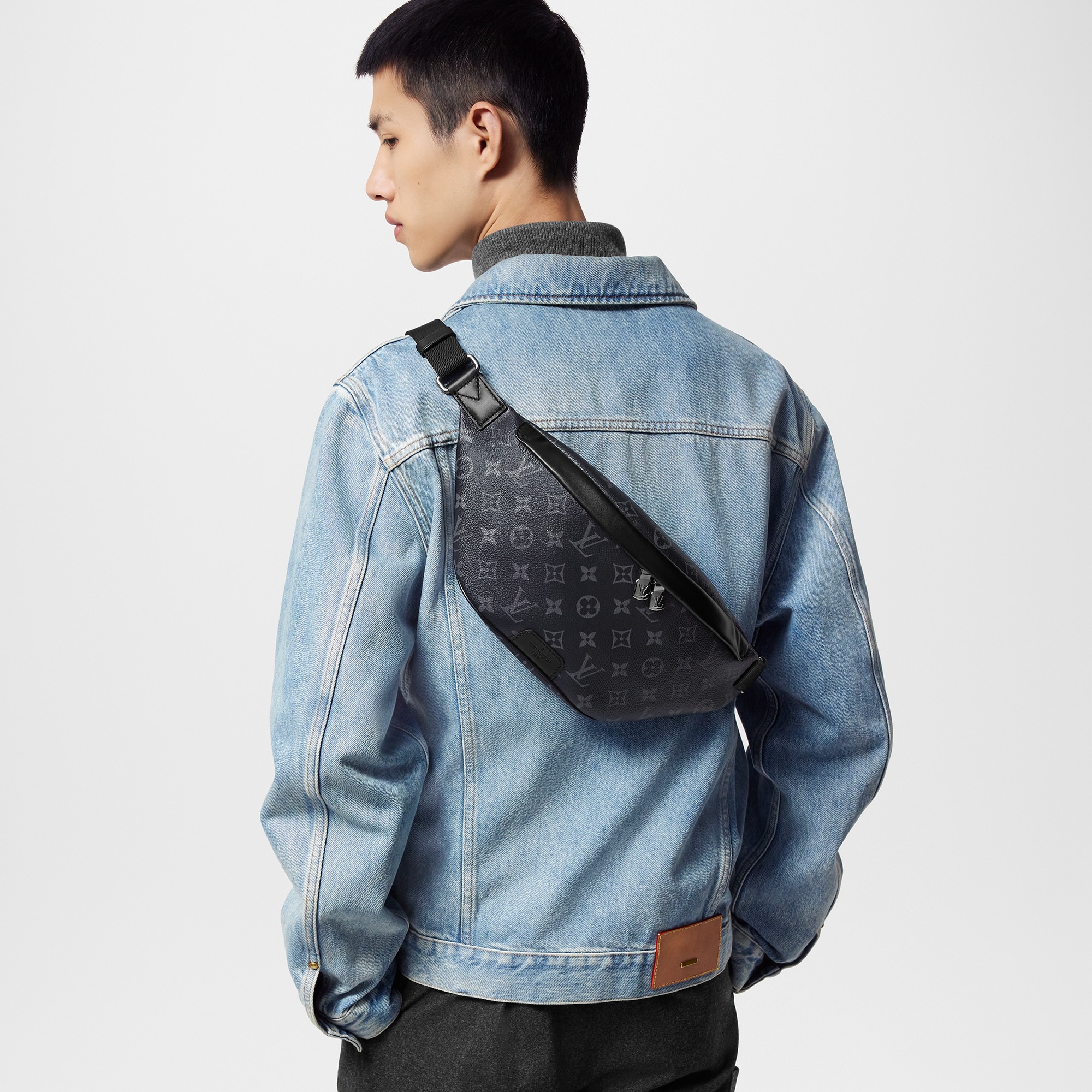 Cangureras louis outlet vuitton para hombre